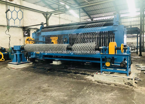 شراء 10-15m/min آلة نسج الغابيون مزدوجة التواء مع 5500mm العرض تصنيع عبر الإنترنت