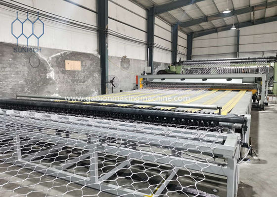 100x120mm التلقائي خط إنتاج التراب Plc ل 4500 مم عرض ورقة شبكة التراب